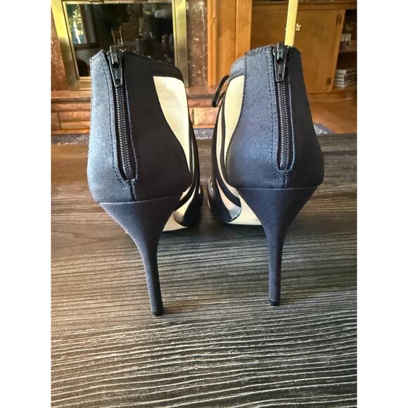 NWOT Nina Cherie Black and White Dress Mesh Pump Sz. 8.5 - Picture 9 of 10